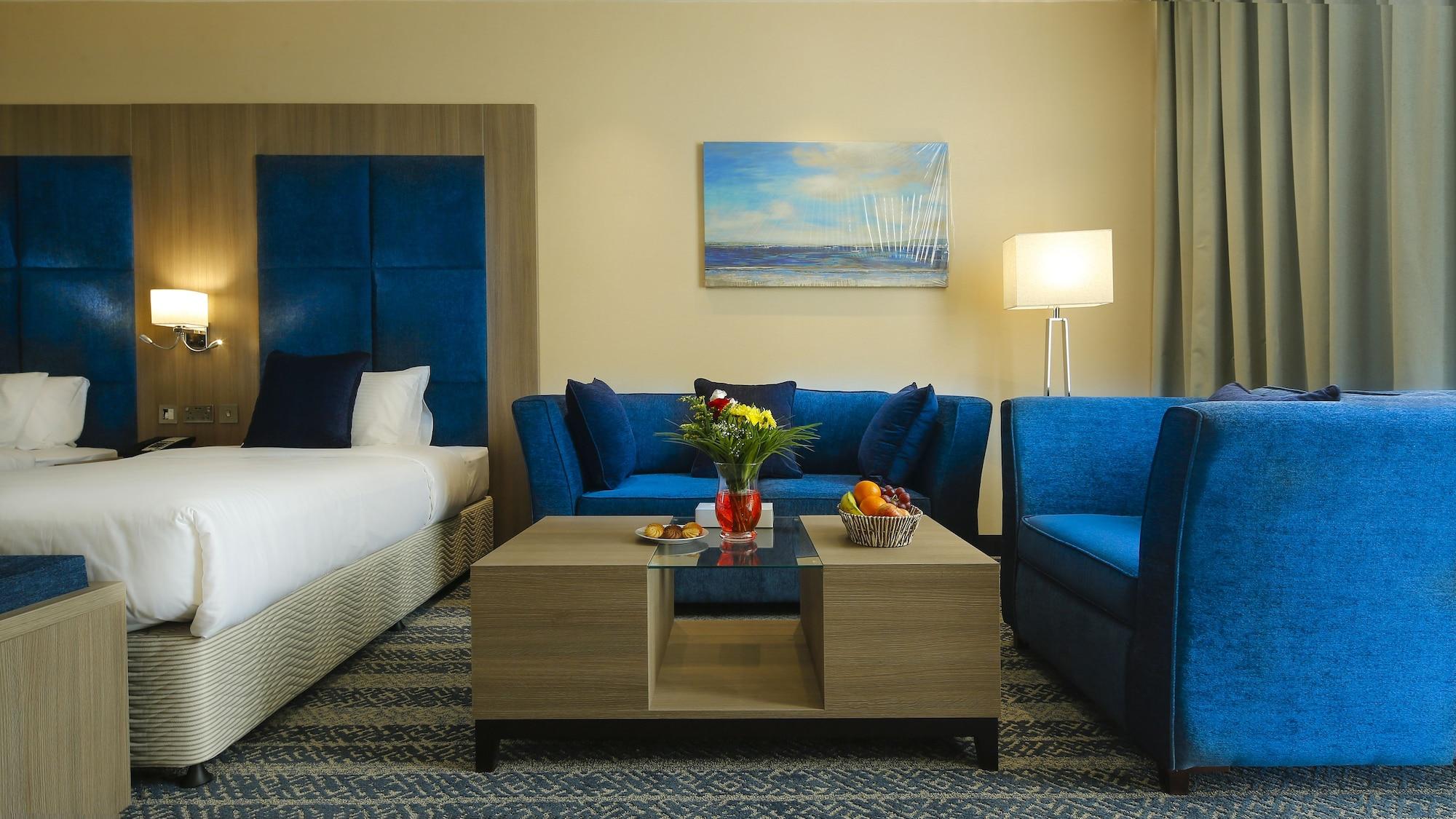 דוחה The Castle Premium Hotel מראה חיצוני תמונה
